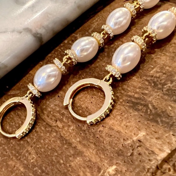 Long Gold Dangle Earrings White Pearls on Huggie Hoops-Like new! Great Gift! - Picture 15 of 15